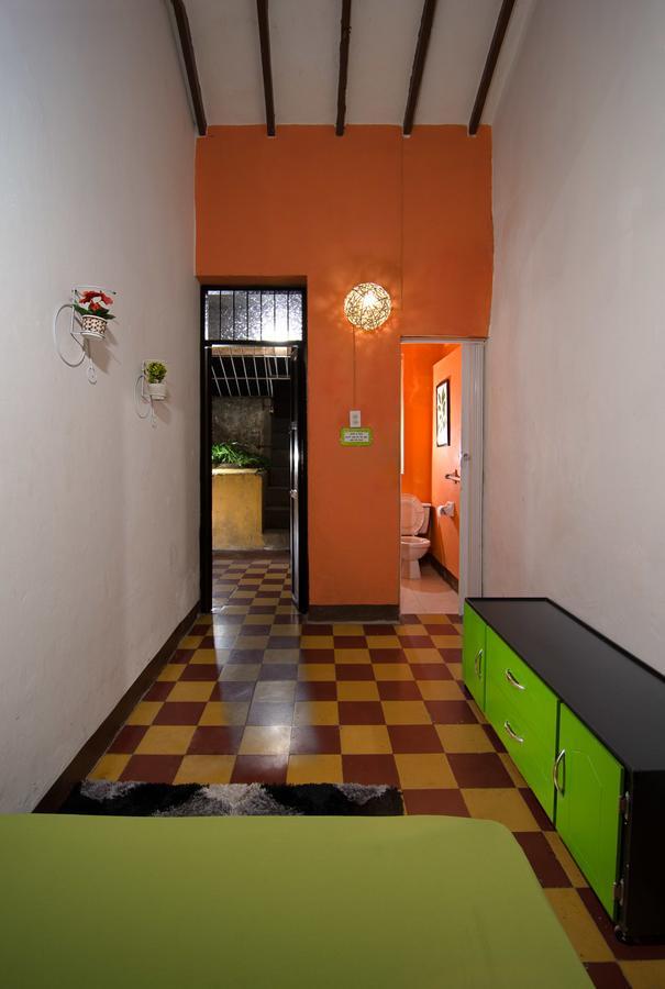 Raiz Hostel Медельин Номер фото