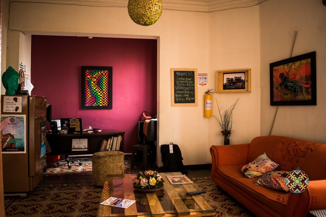 Raiz Hostel Медельин Экстерьер фото